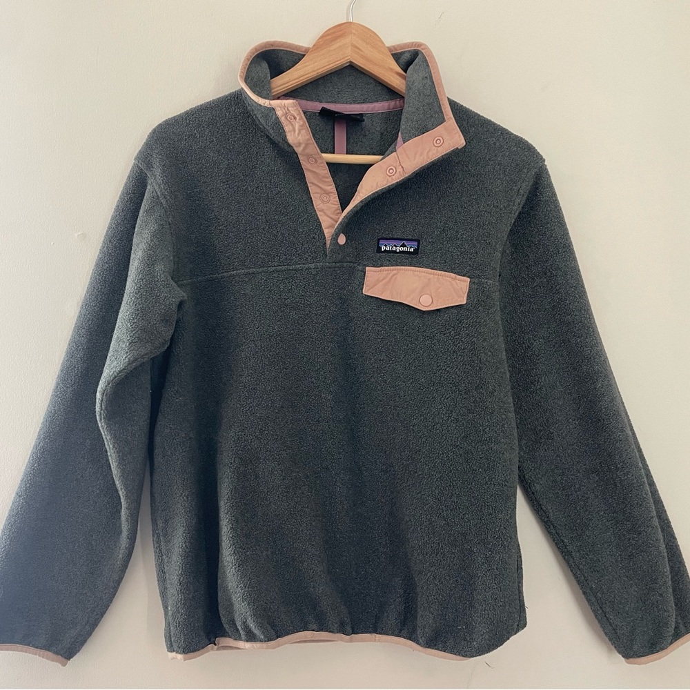 Patagonia Synchilla Gray and Tan Fleece Jacket